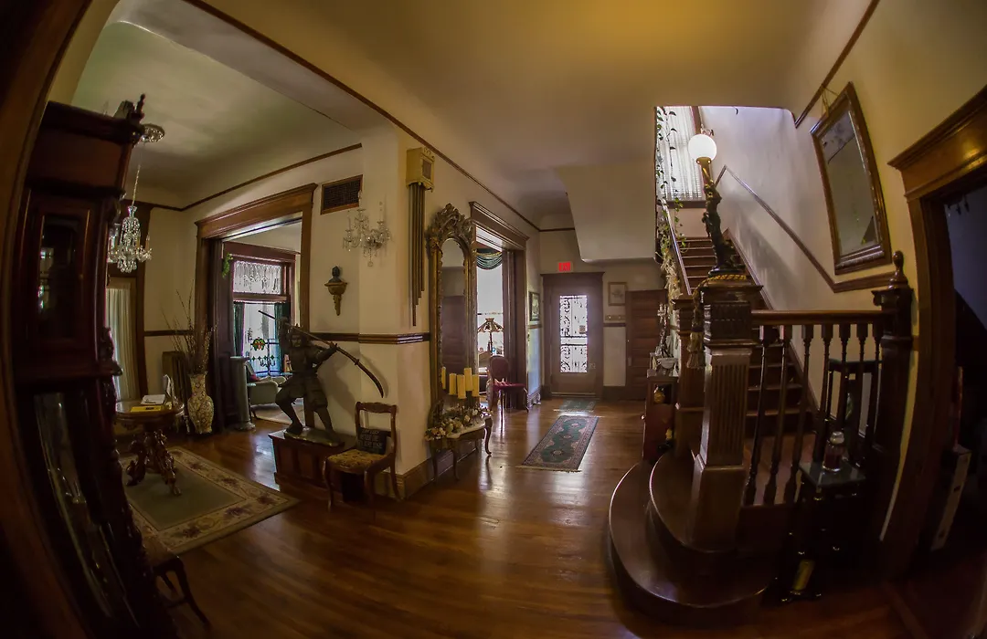 Beall Mansion An Elegant Bed & Breakfast Inn-1